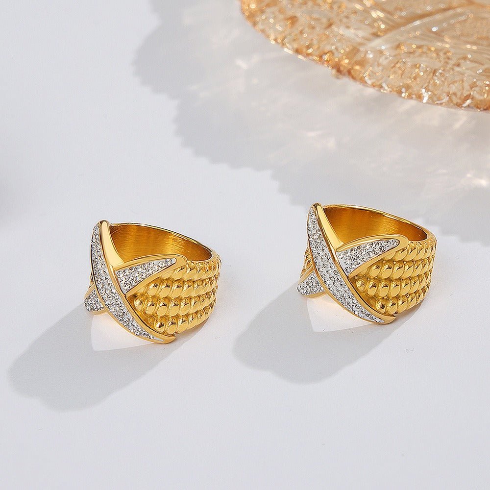 18K gold diamond-set with textured design ring - JuVons