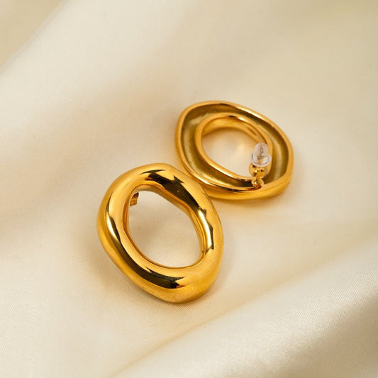 18k gold elegant oval hollow design versatile earrings - JuVons