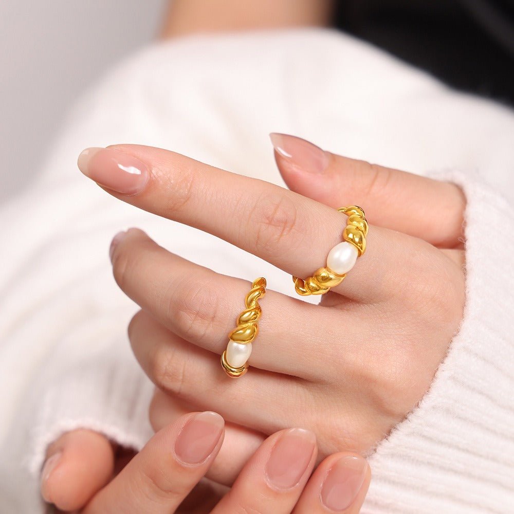 18K gold majestic twist-shaped ring with pearl design ring - JuVons
