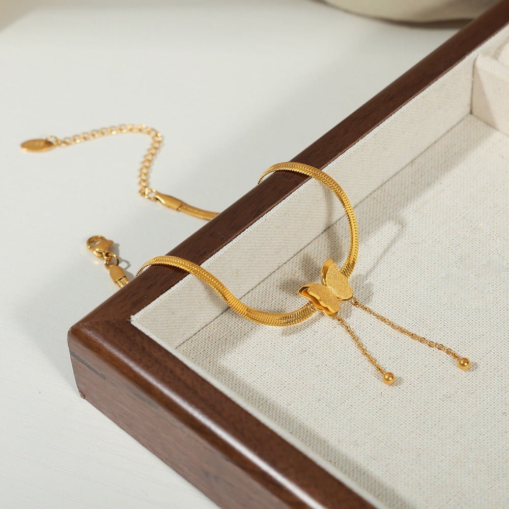 18K gold regal butterfly anklet - JuVons