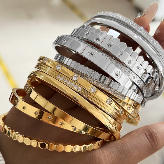 18K gold retro fashionable zircon design versatile bracelet - JuVons