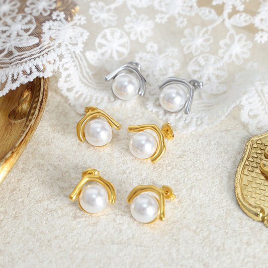 18K Gold Retro Irregular Earrings with Pearl Design Style - JuVons