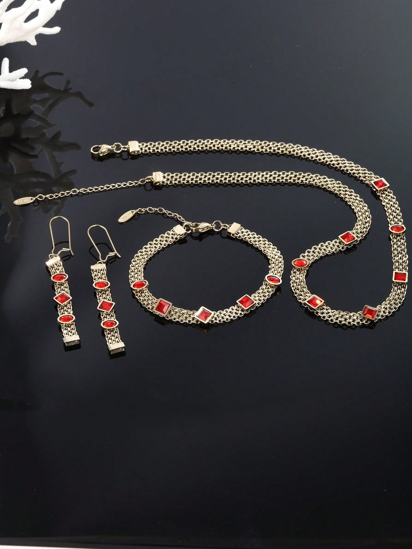 Alluring faux ruby bracelet, earrings & necklace set - JuVons