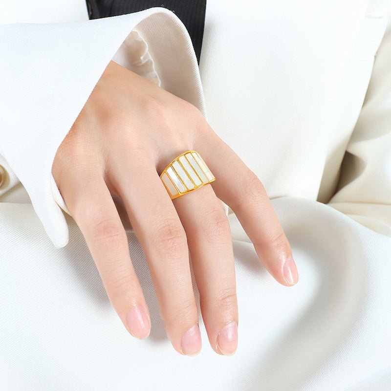 18K gold personalized line texture inlaid gemstone ring - JuVons