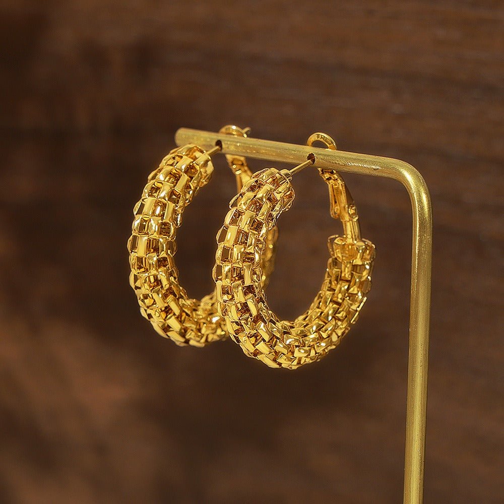 18K gold stunning C-shaped design luxury earrings - JuVons